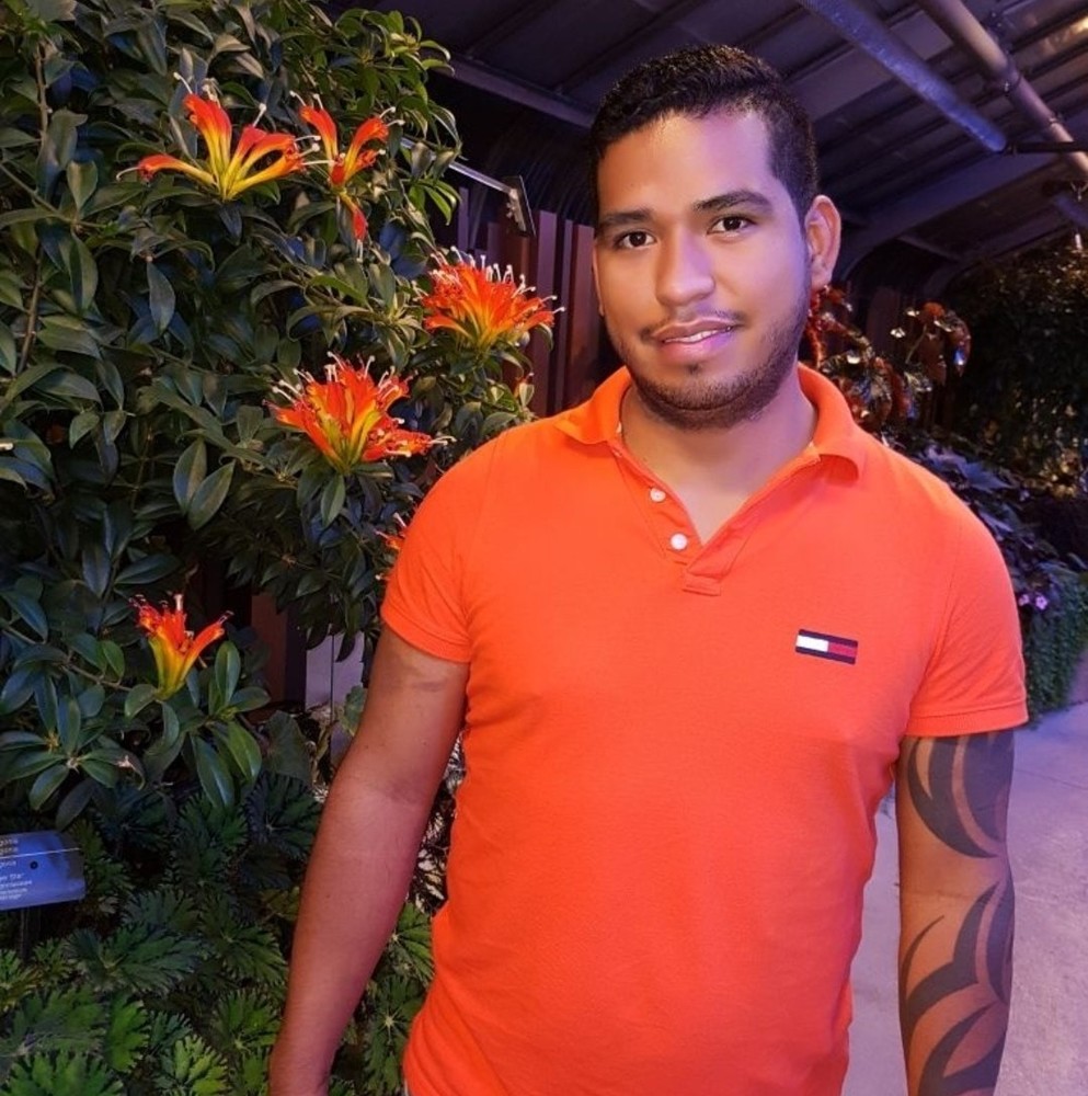 Meet your Posher, Gustavo